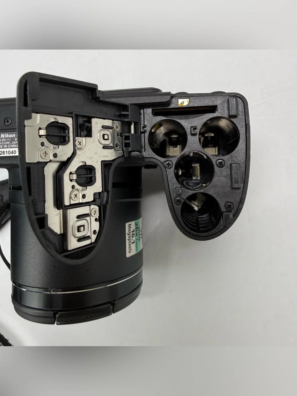 Nikon COOLPIX L810 16.1 MP Digital Camera 26x Zoom Tested Works